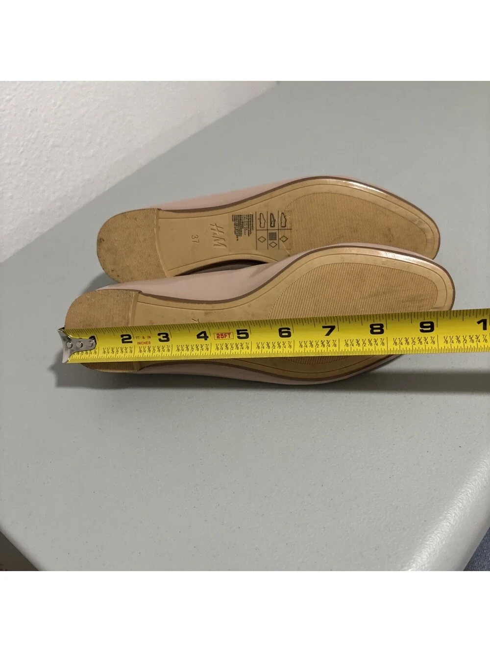 H&M Shoes Womens 37 Slip On Ballet Flats Nude Patent Leather Comfort Slip On US6